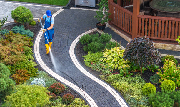 Why Choose Our Certified Pressure Washing Experts for Your Project Needs in Medical Lake, WA?